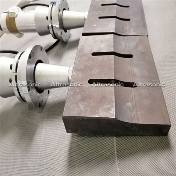 Apply To Welding Plastics About 15Khz Ultrasonic Transducer